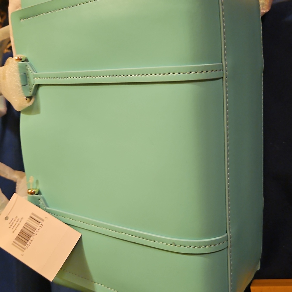 Kate Spade Aqua Satchel NWT..includes DUST BAG..cross Body Strap And Handles - Picture 5 of 15